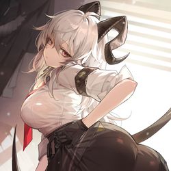 This is a pixiv picture whose title is 「また残業ですか？早く終わらせましょう。」.