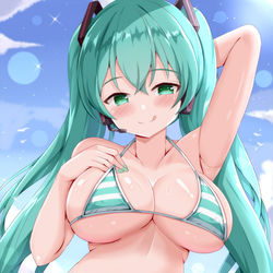 This is a pixiv picture whose title is 水着ミク.