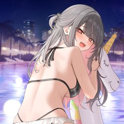 This is a pixiv picture whose title is せ、せんぱ～い…普通の浮き輪ってないですか？.
