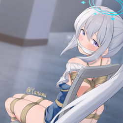 This is a pixiv picture whose title is 宫子的大危机（？！）.
