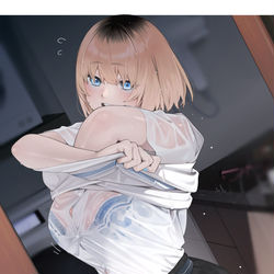 This is a pixiv picture whose title is 「先ごめんね！すぐ出るから！」.