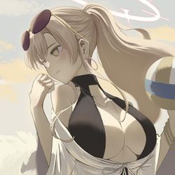 This is a pixiv picture whose title is 水着ナギサ.