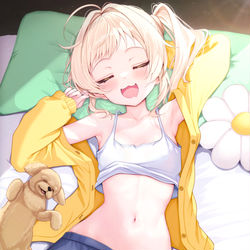 This is a pixiv picture whose title is 「んへへ〜…むにゃzzZ」.