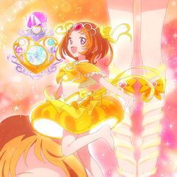 This is a pixiv picture whose title is ミューズに変身途中のアコちゃん.