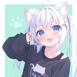 This is a pixiv picture whose title is だぼだぼ黒Tネコちゃん！.