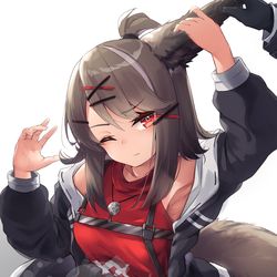 This is a pixiv picture whose title is 耳を引っ張らないで….