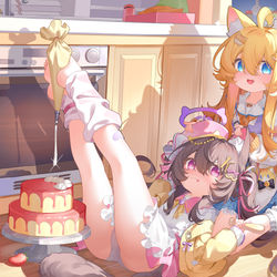 This is a pixiv picture whose title is 听说用脚做的小蛋糕会更好吃哦~.