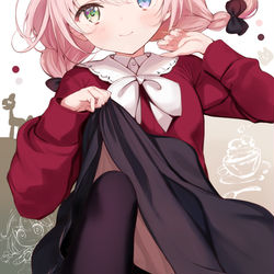 This is a pixiv picture whose title is 乱雑妹空間.