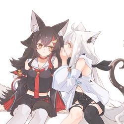 This is a pixiv picture whose title is 内緒話.