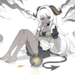 This is a pixiv picture whose title is maid.