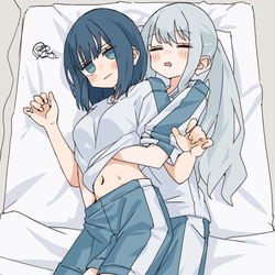 This is a pixiv picture whose title is 寝相が悪いってレベルじゃない.