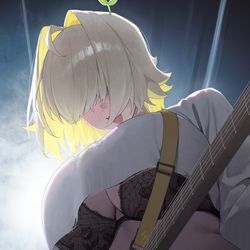 This is a pixiv picture whose title is 💛🎸.