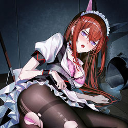 This is a pixiv picture whose title is 冬コミメイド本表紙絵.