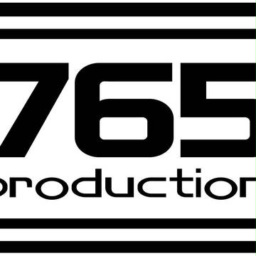 ７６５プロダクションロゴマーク。反転版