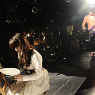 2010/02_aube-shibuya_K.cat_skuld
