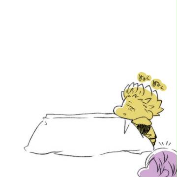 こたつでぬくぬく