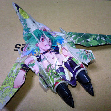 マクロスFの痛戦闘機を作ってみた（VF-25Fランカ）
