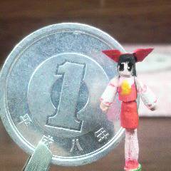 つまようじで霊夢を作ってみた