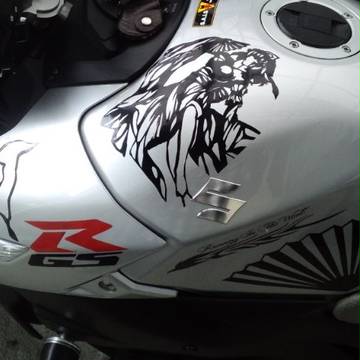 バイク左半分