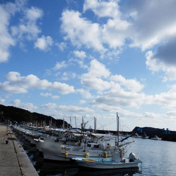 海と空と船と