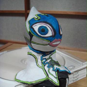 おすわりルナ。