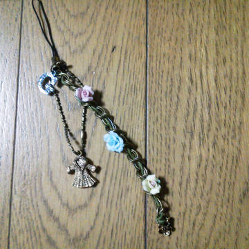 【ｉｂ】イメージしたストラップ作ってみた。