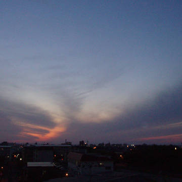夜に近い夕方。