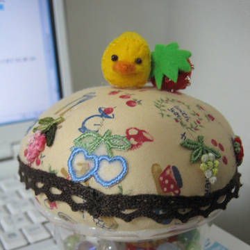ピンクッションを作った。