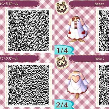 サンタの服とハートの服