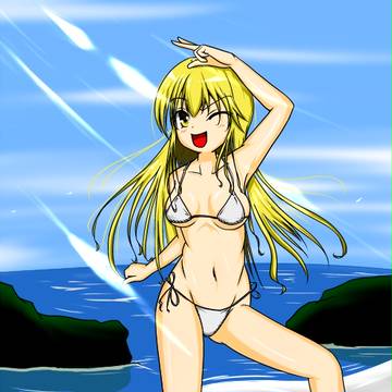 ビキニ紫さん