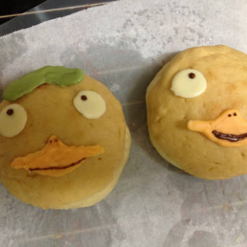 オオトリ様メロンパン