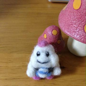 羊毛フェルト マロ