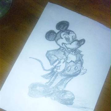 ネズミ描いた