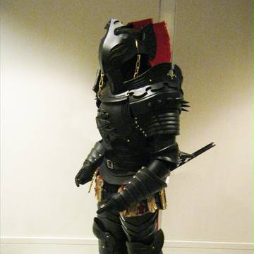 Vindictus Dark Crest Cosplay