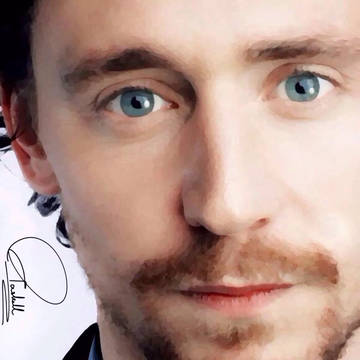 Tom Hiddleston
