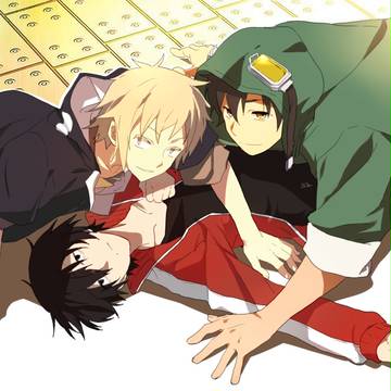3人