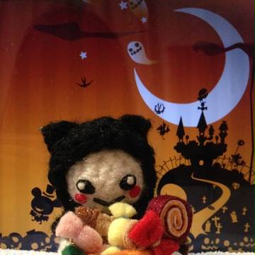 ずきん猫とハロウィンかぼちゃ