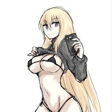 たくし上げ黒ビキニ