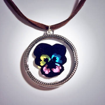 切り絵レジン