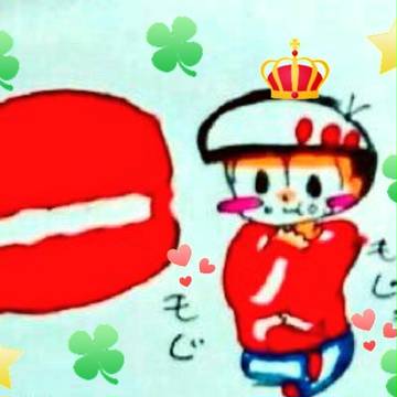 マカロンを食べるおそ松兄さん