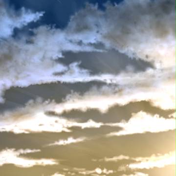 雲の描き方を見させてもらいながら練習中。