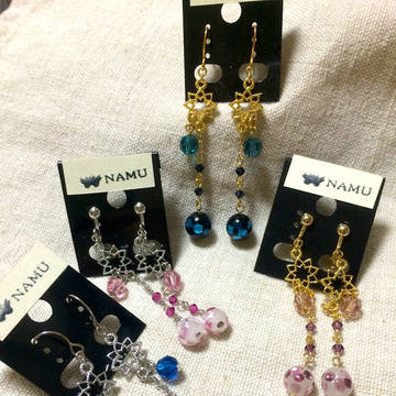 ミニとんぼ玉のイヤリング＆ピアス