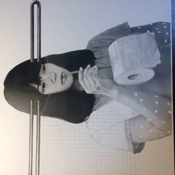 羊に脚を噛まれる直前の女の子(途中)