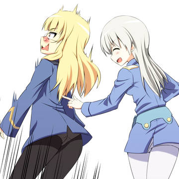ツンツン眼鏡つーんつーん