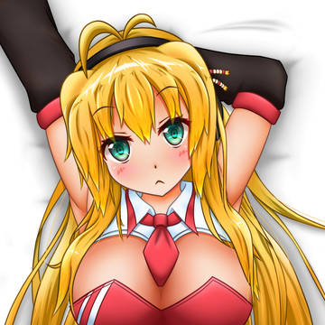 横になっているマキちゃんを…