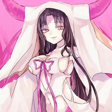 キアラさん
