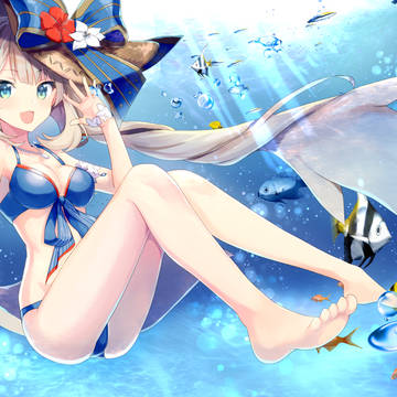 水着のマリーさん