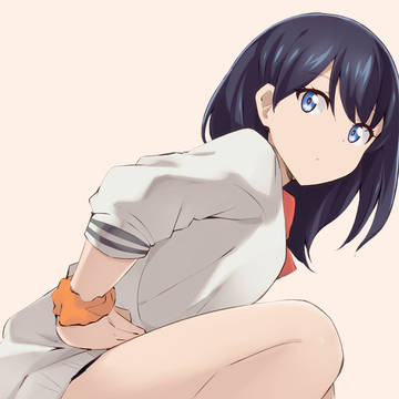 しゃがむ六花さん