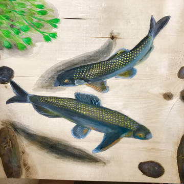 木彩画 川で泳ぐ魚