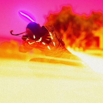 Alexios Spear Swinging